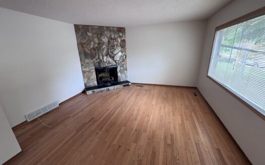 Brentwood main floor