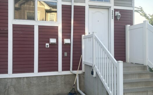 2 bed plus den townhouse